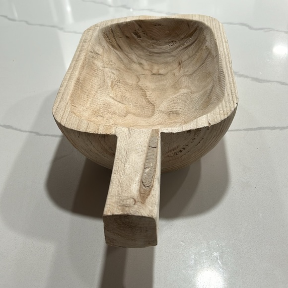 Paulownia Single Handle Bowl natural wood | Entryway Bowl for Keys - Picture 5 of 7